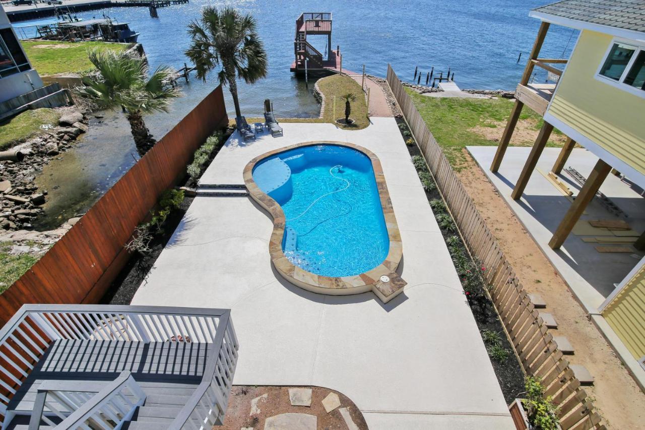Pool Days And Dock Nights Vila Galveston Exterior foto
